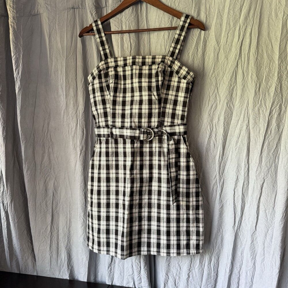Hollister Plaid Mini Dress M Adjustable Straps Side Zip Belt Black White Pockets